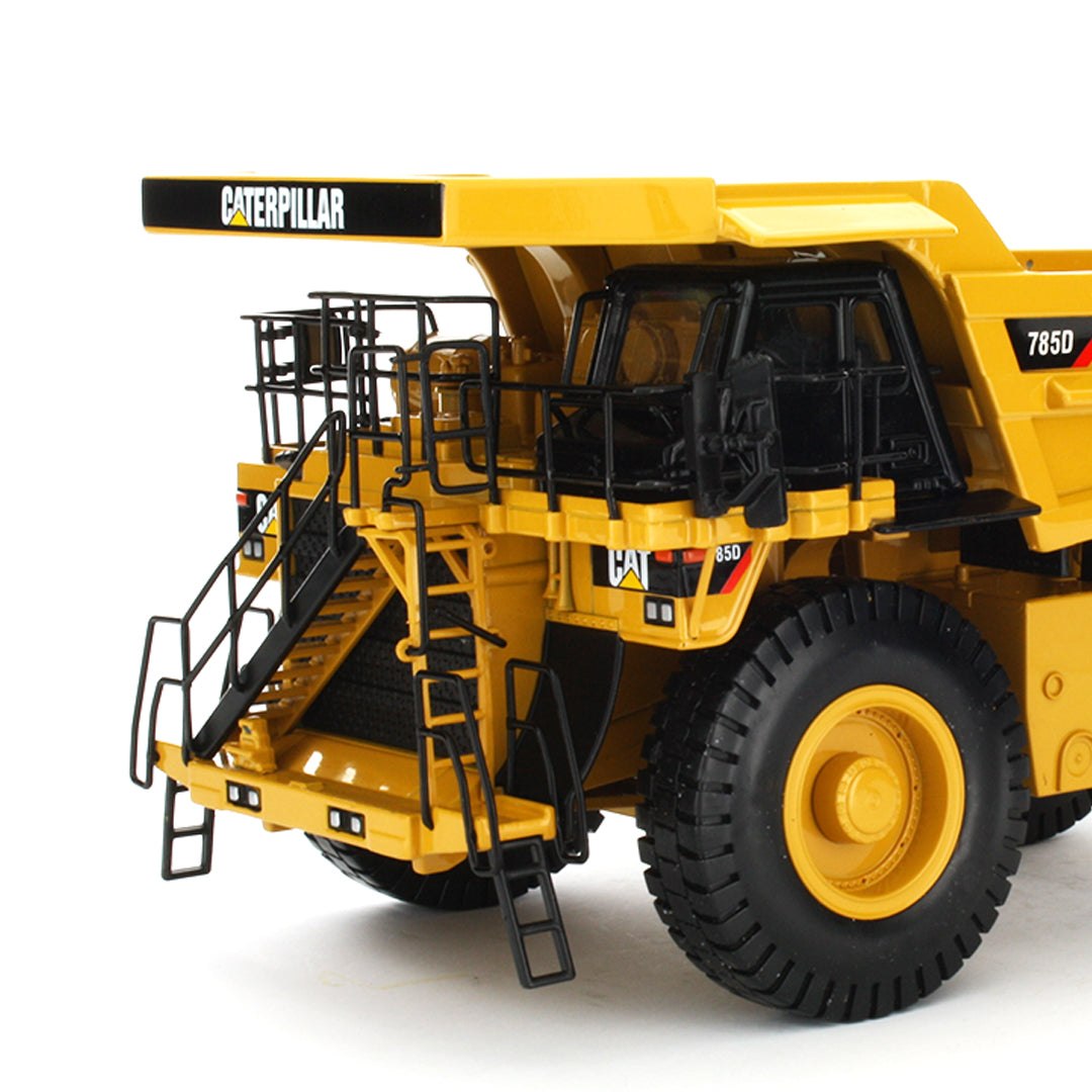 CAT 785D Off Highway Truck 1:50 Scale Die Cast Model