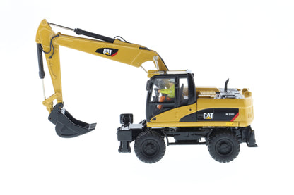 CAT Wheel Excavator M316D Core Classic Edition 1:50 Scale Die Cast Model